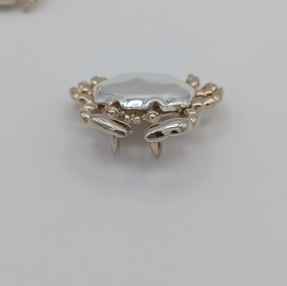 Silver and Gold Tone Crab Jewelry Pendant & Earrings Set - Picture 3 of 9